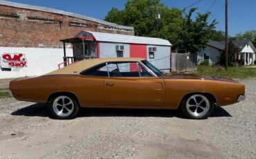 Dodge-Charger-1969-5