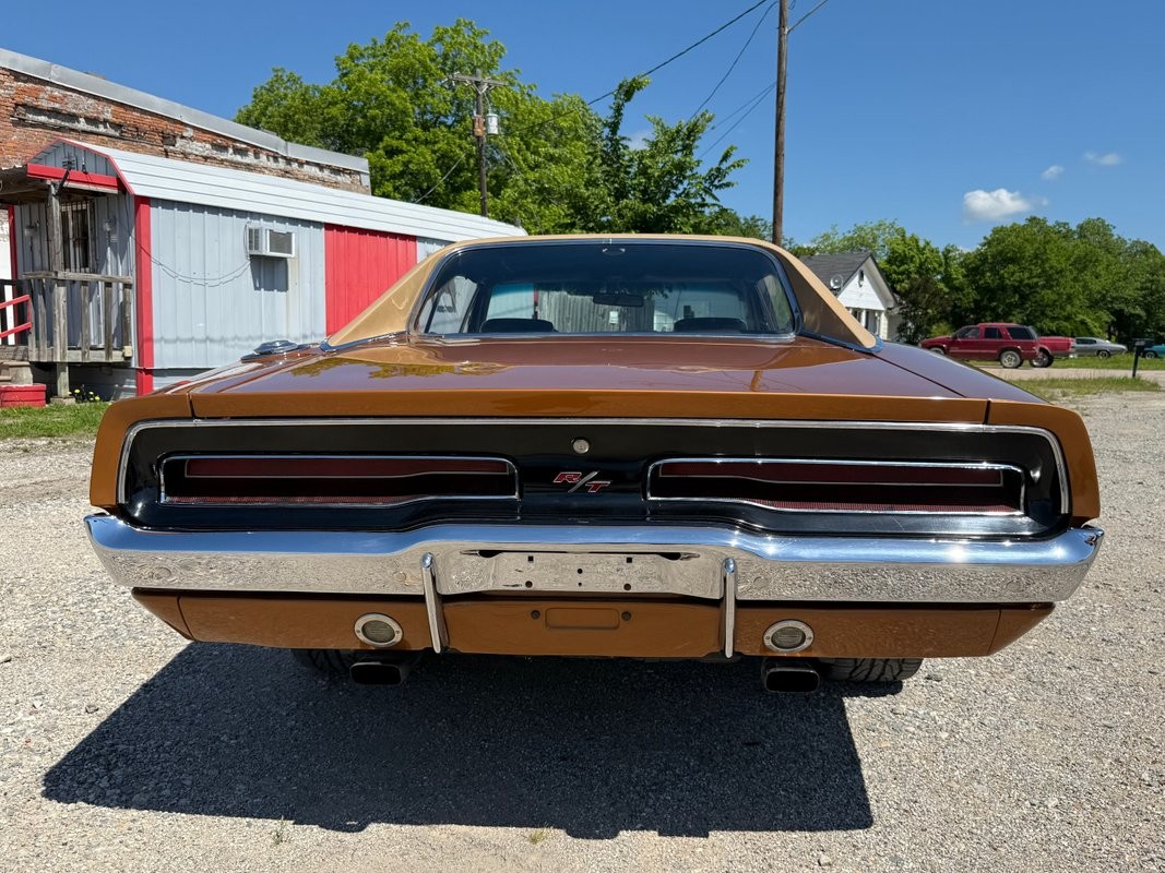 Dodge-Charger-1969-7