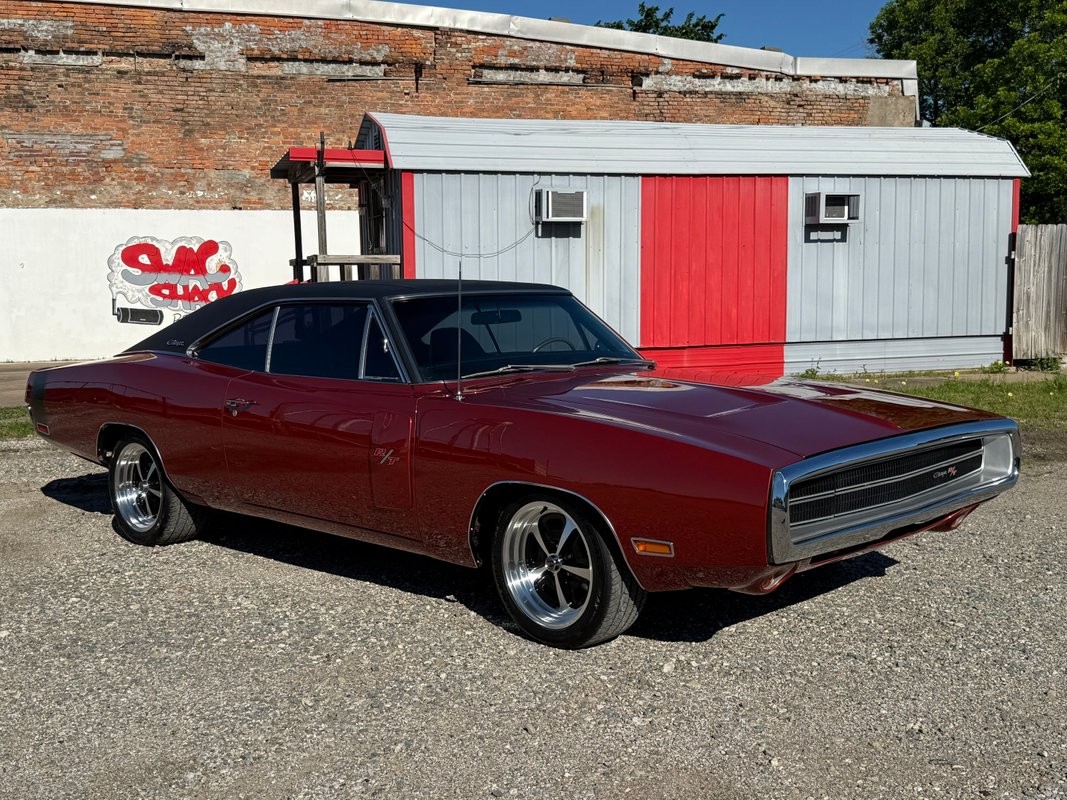 Dodge-Charger-1970-1