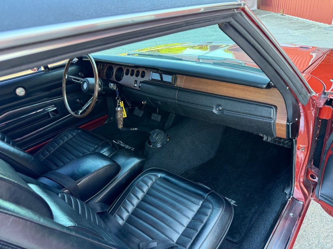 Dodge-Charger-1970-11