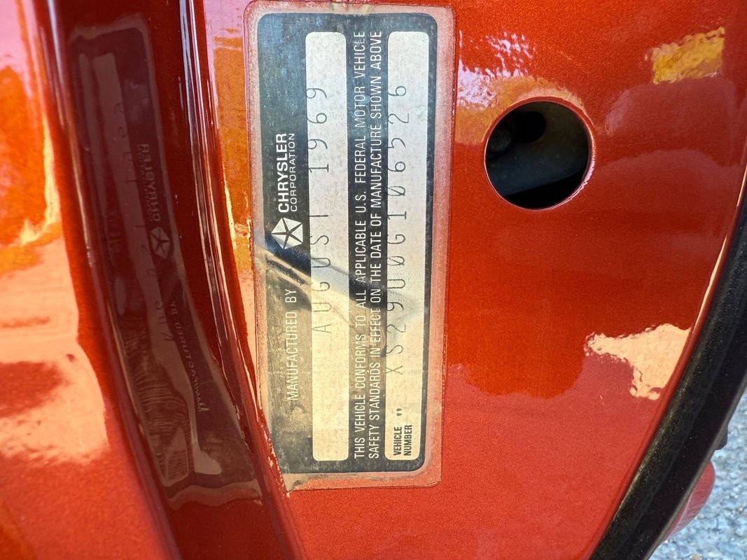 Dodge-Charger-1970-27