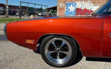 Dodge-Charger-1970-37