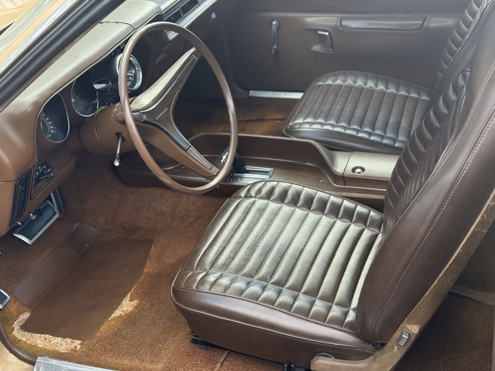 Dodge-Charger-1971-6