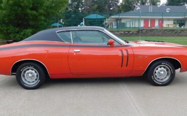 Dodge-Charger-1971-COUPE-11