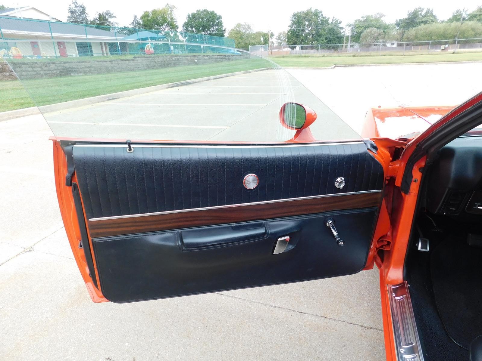 Dodge-Charger-1971-COUPE-18