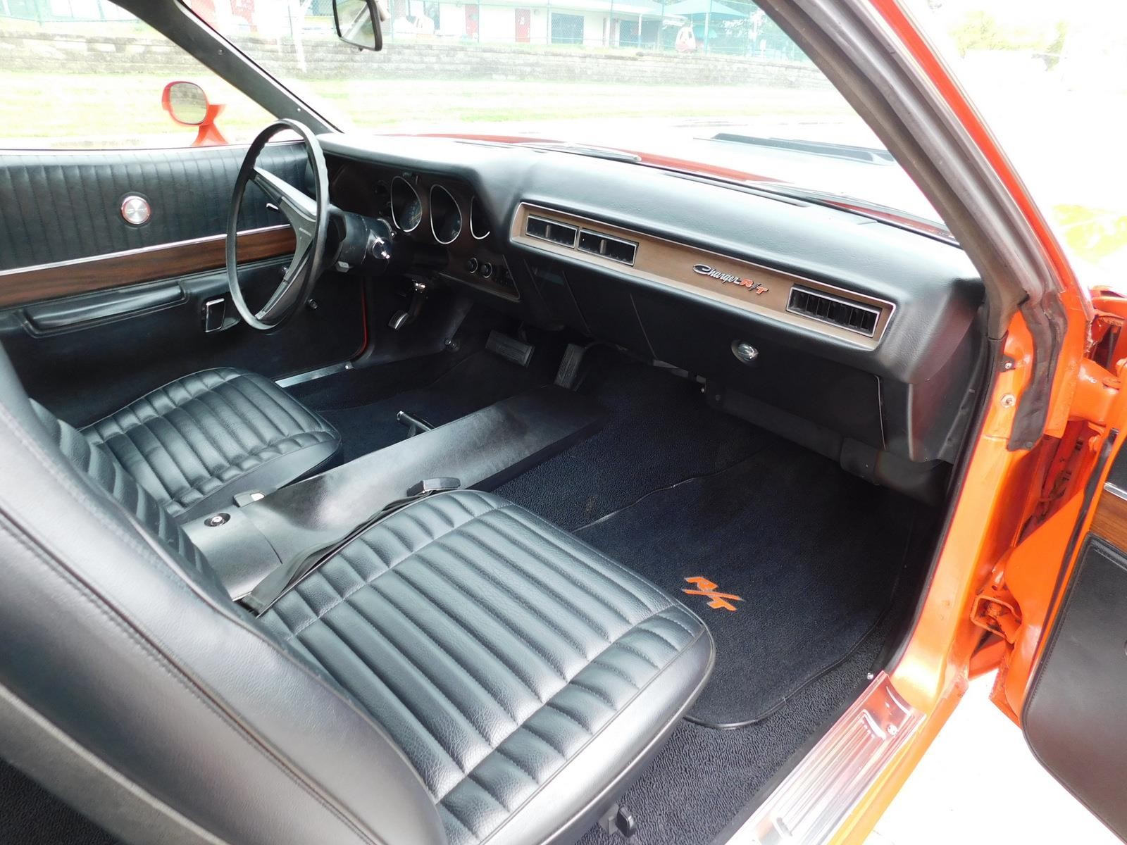 Dodge-Charger-1971-COUPE-26