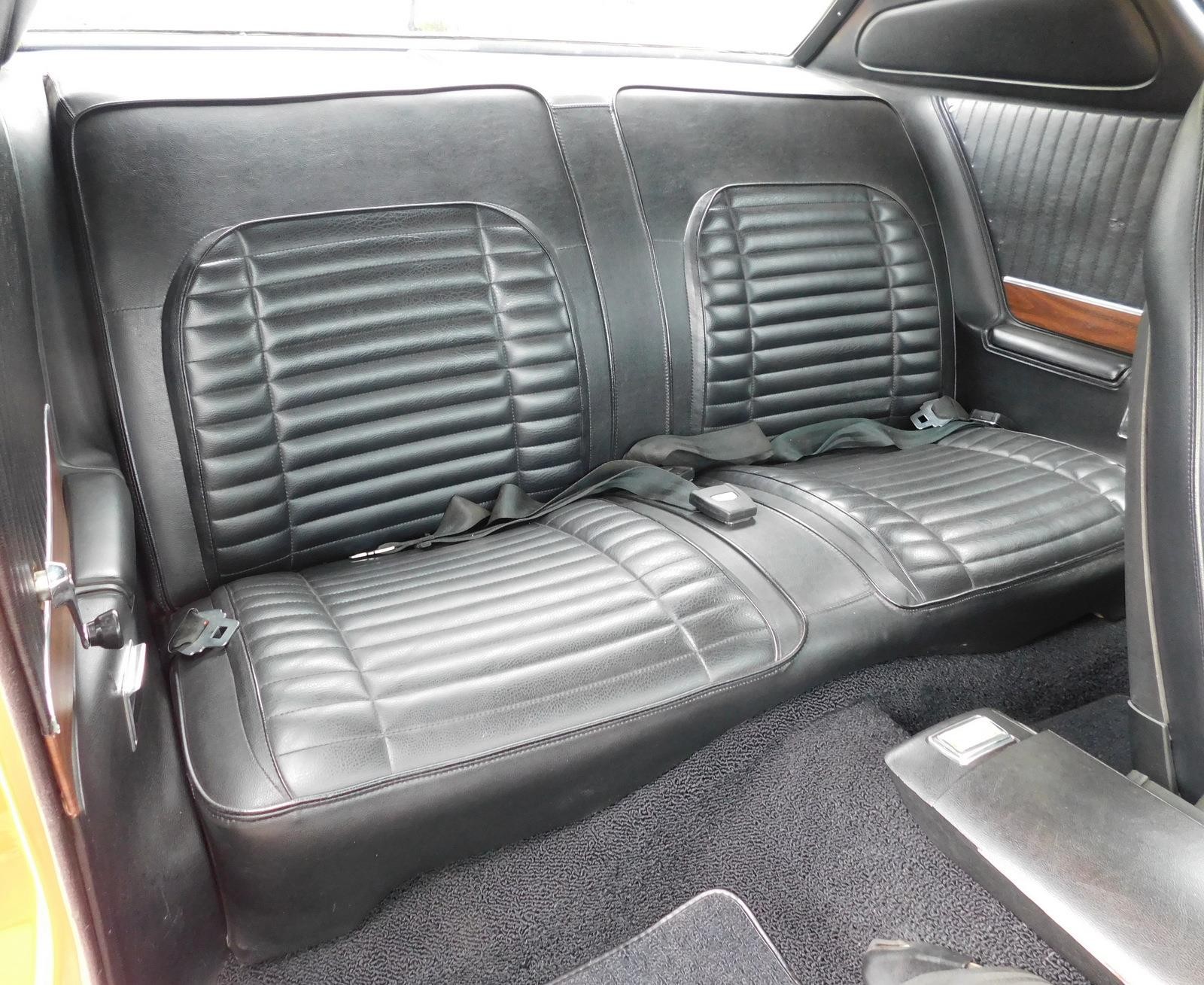 Dodge-Charger-1971-COUPE-29