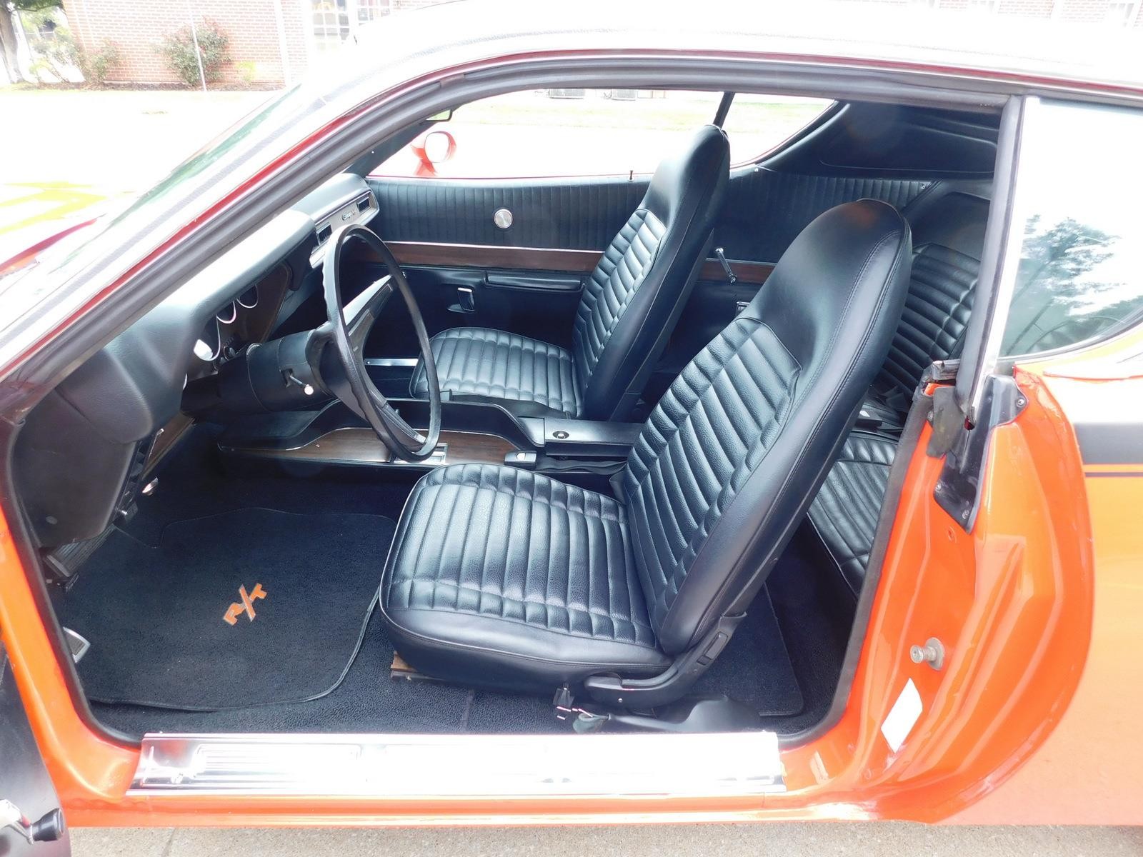 Dodge-Charger-1971-COUPE-8