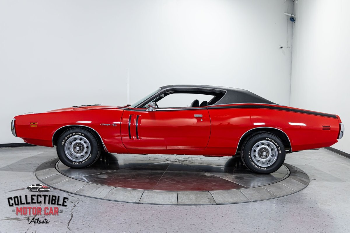 Dodge-Charger-1971-Coupe-11