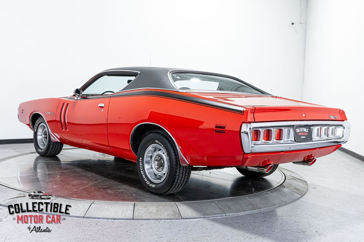 Dodge-Charger-1971-Coupe-13