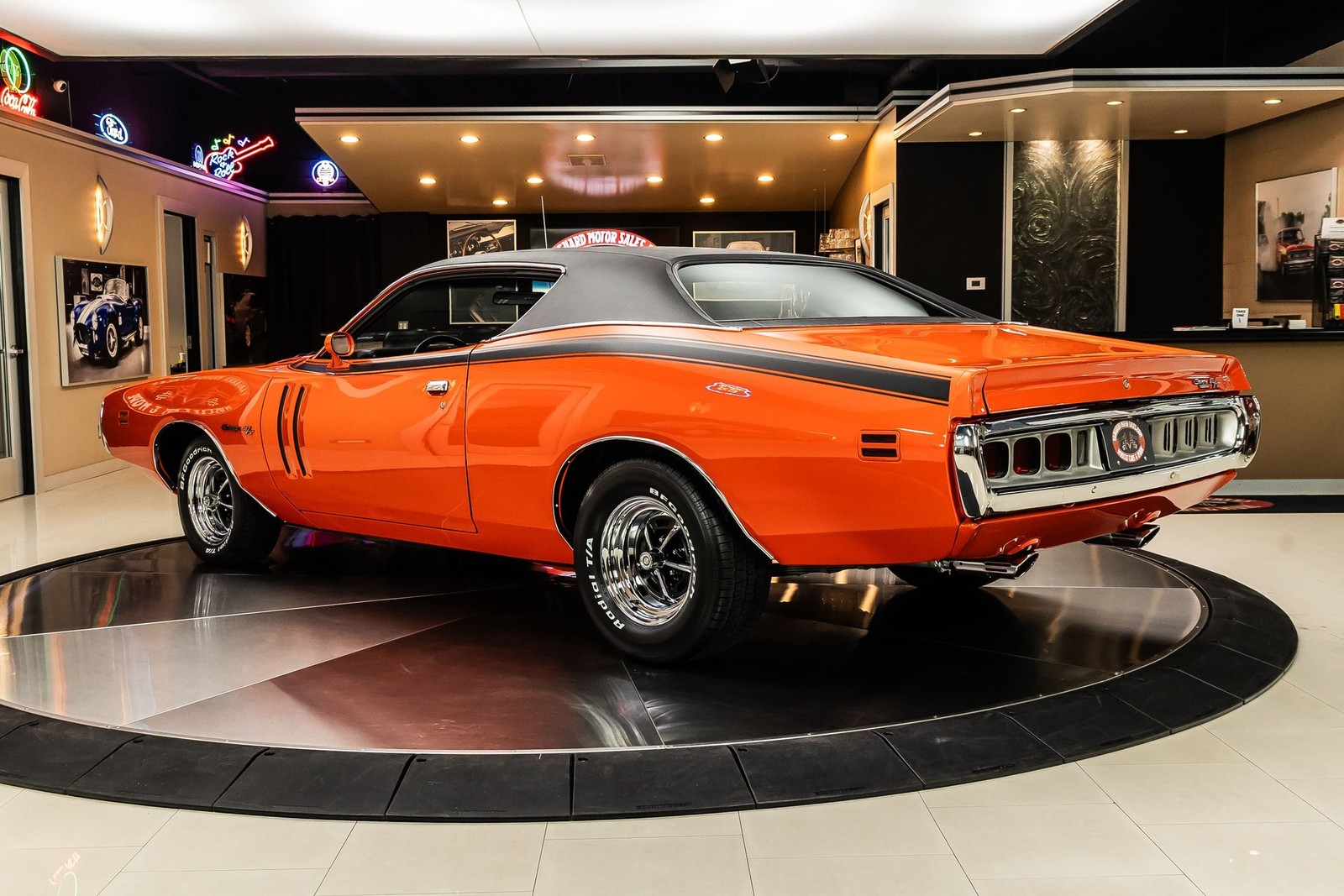 Dodge-Charger-1971-Coupe-15