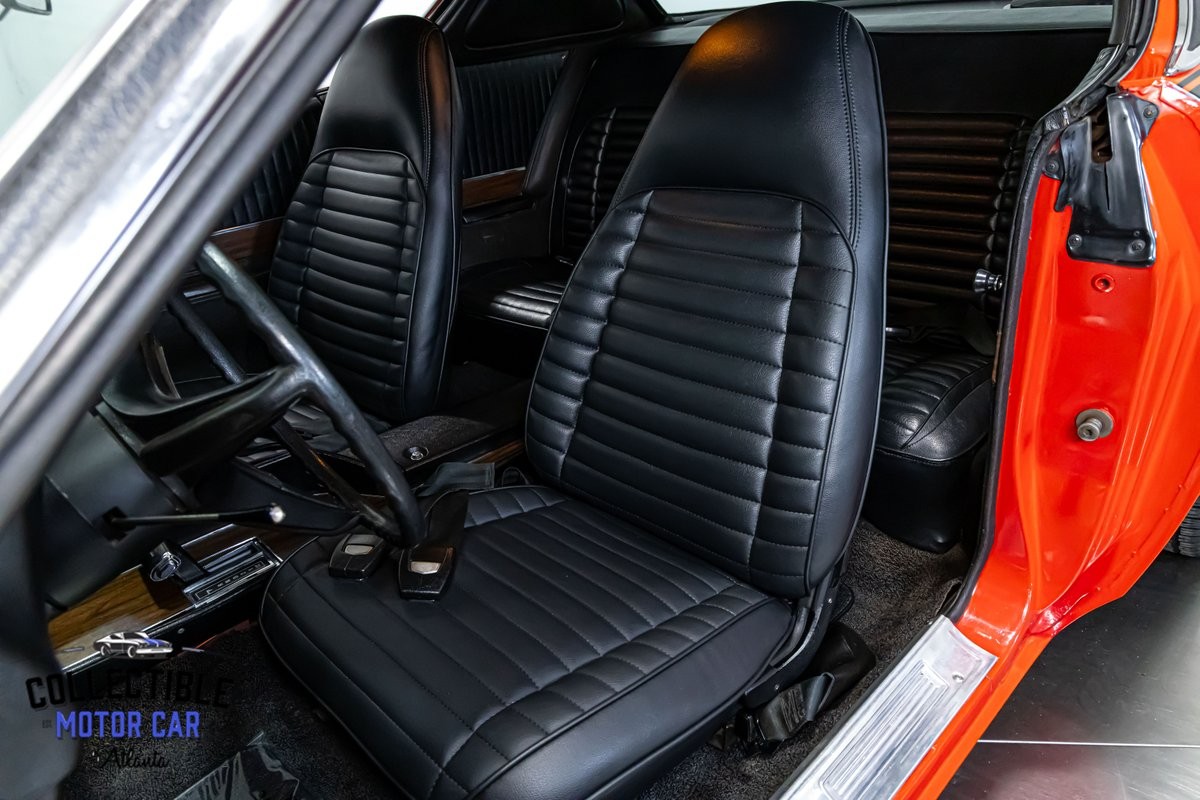 Dodge-Charger-1971-Coupe-3