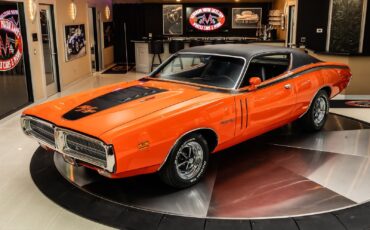 Dodge-Charger-1971-Coupe-5