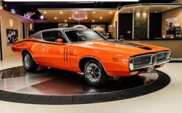 Dodge-Charger-1971-Coupe-8