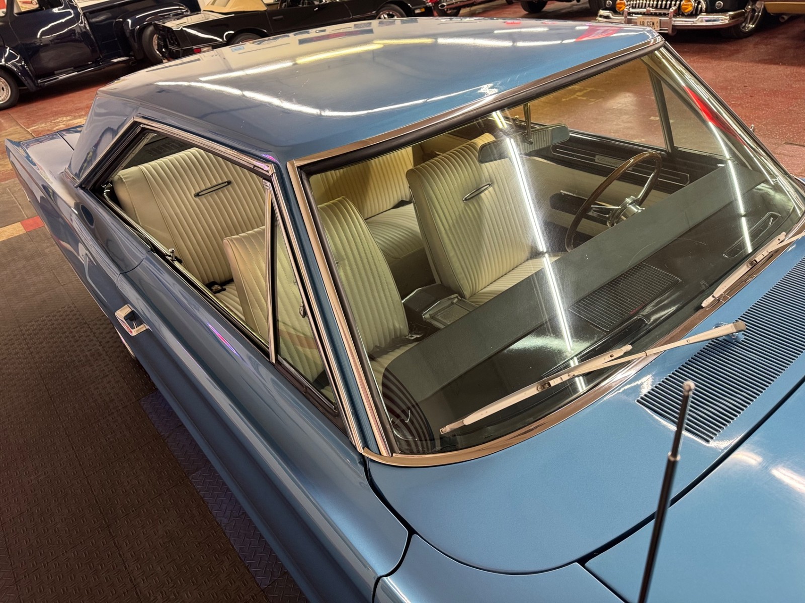 Dodge-Coronet-1967-11