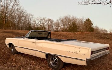 Dodge-Coronet-1967-8