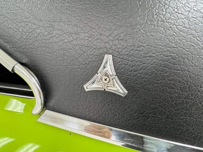 Dodge-Coronet-1968-Sublime-Green-Black-20