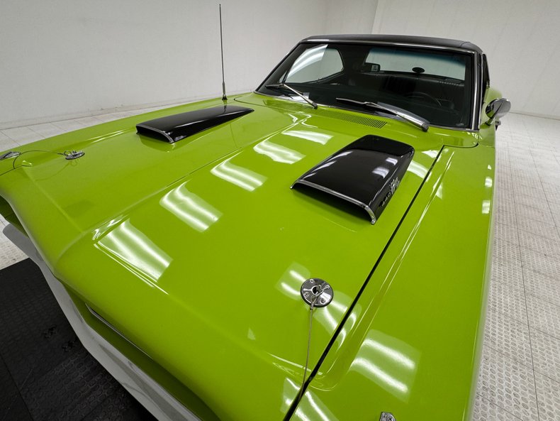 Dodge-Coronet-1968-Sublime-Green-Black-24