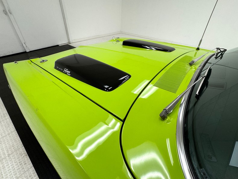 Dodge-Coronet-1968-Sublime-Green-Black-29