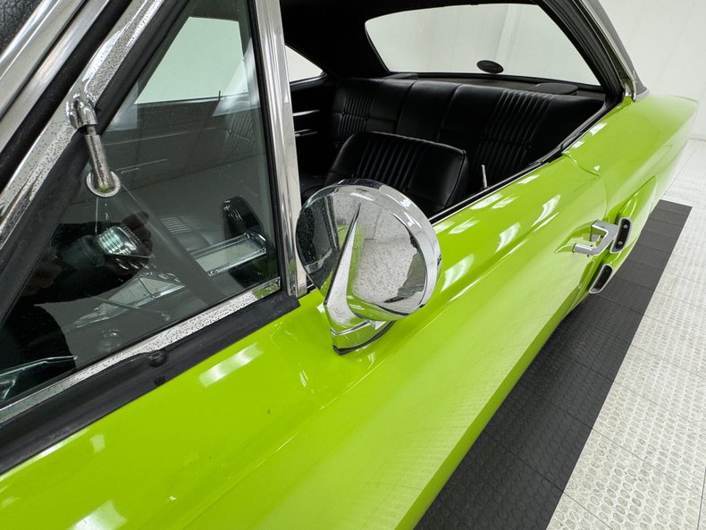 Dodge-Coronet-1968-Sublime-Green-Black-30