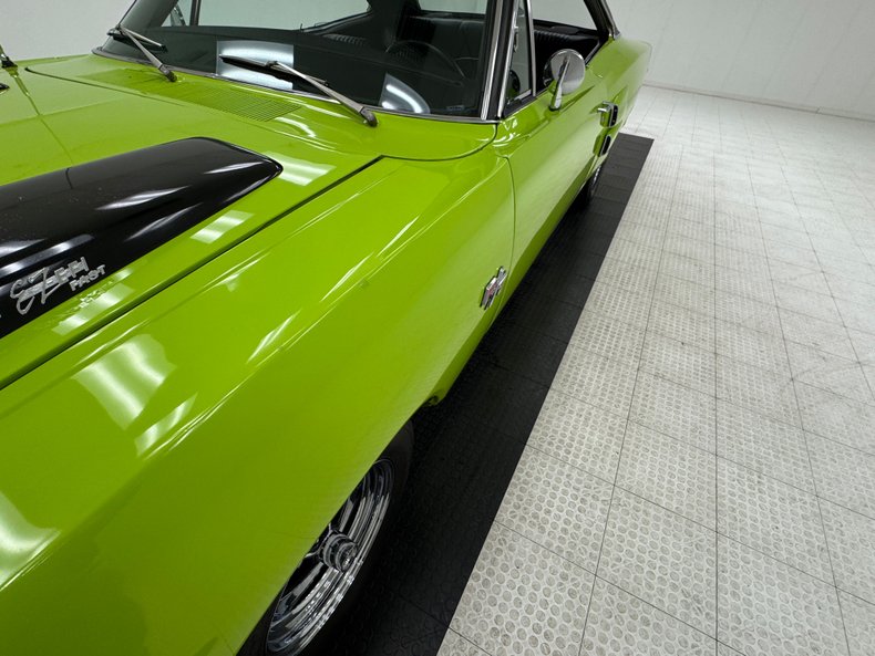 Dodge-Coronet-1968-Sublime-Green-Black-37