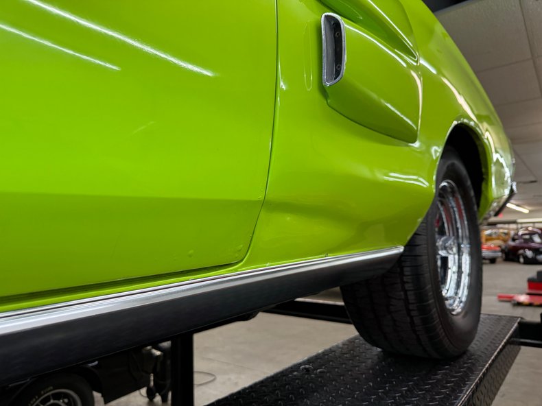 Dodge-Coronet-1968-Sublime-Green-Black-47
