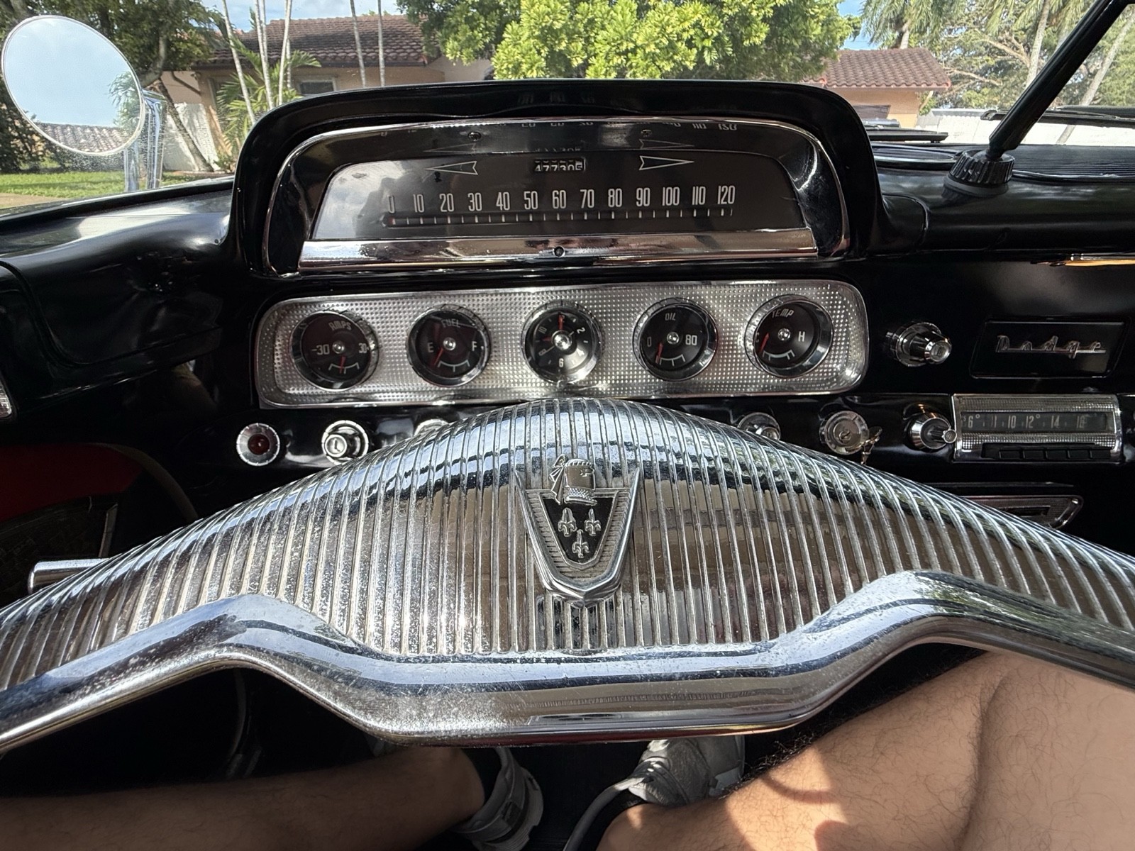 Dodge-Custom-Royal-1958-25