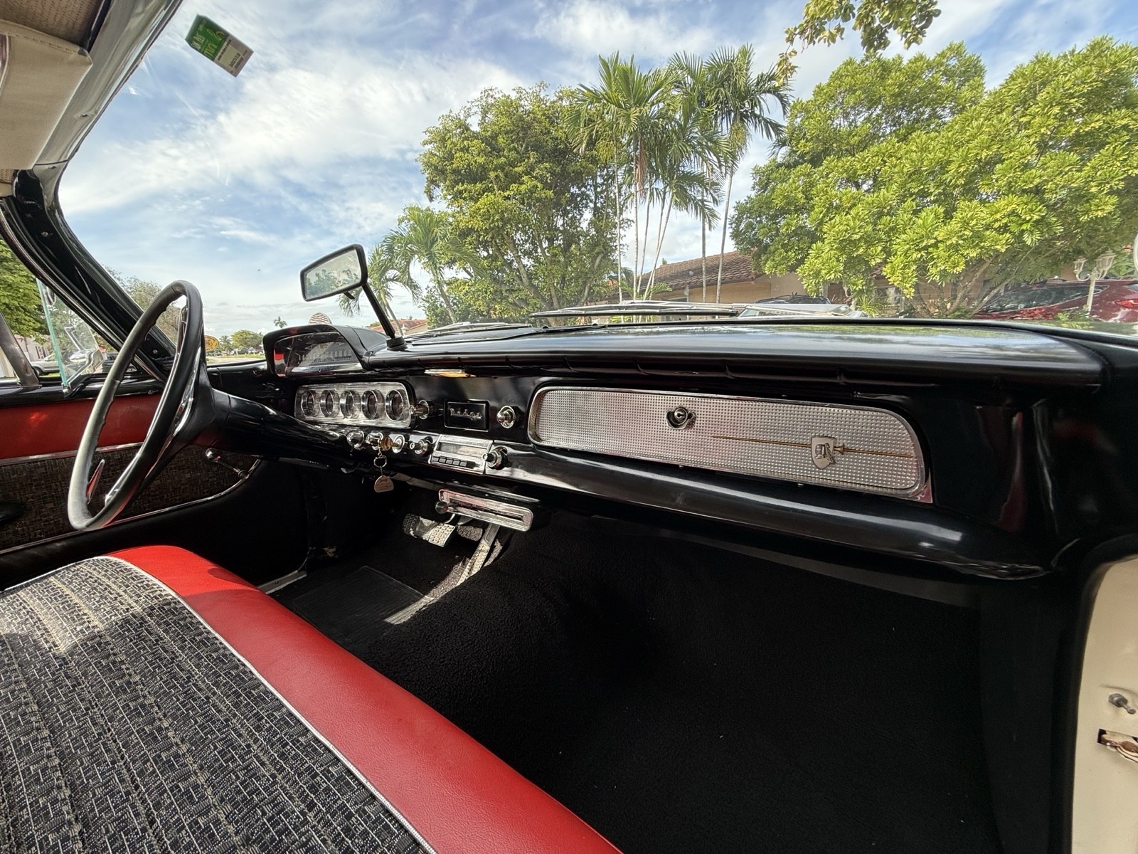 Dodge-Custom-Royal-1958-26