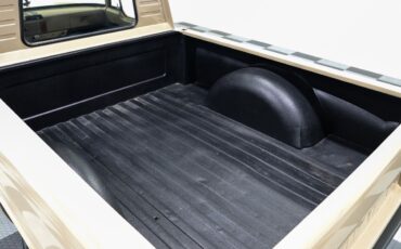 Dodge-D100-1962-Pickup-Truck-18