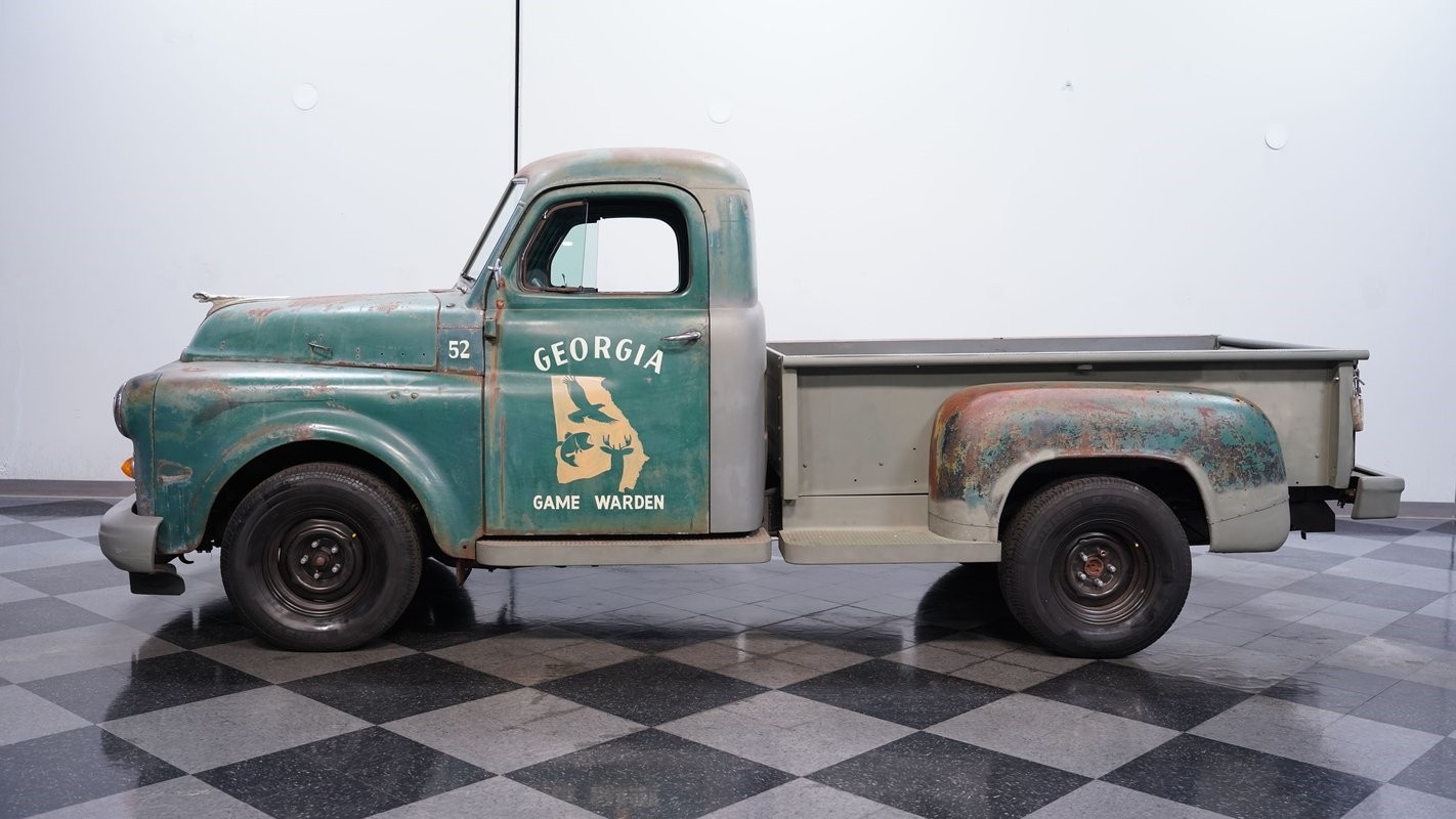 Dodge-Other-Pickups-1952-Pickup-Truck-2