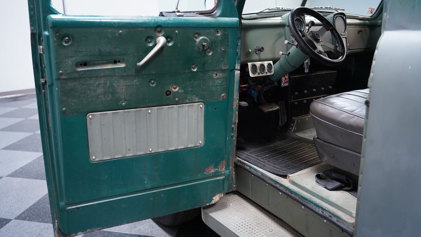 Dodge-Other-Pickups-1952-Pickup-Truck-31