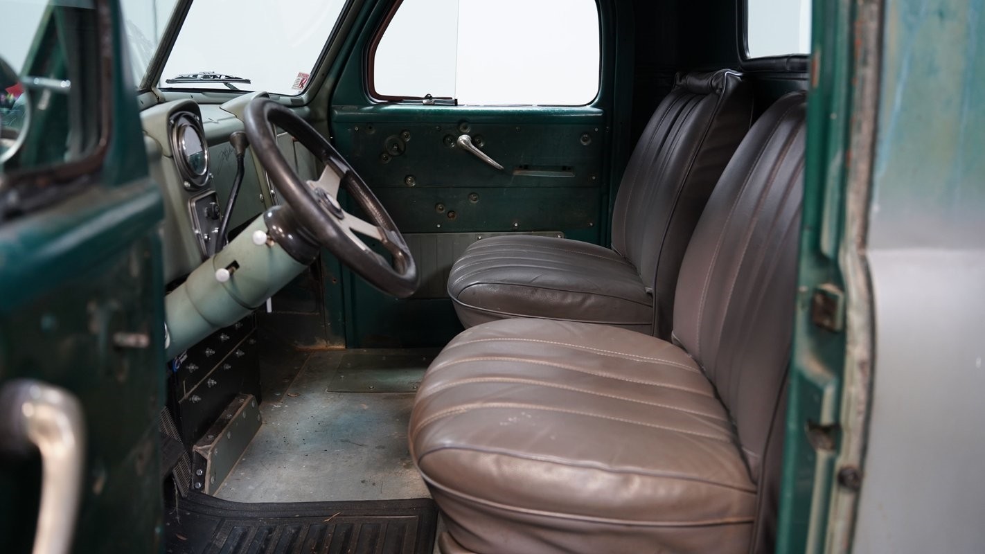 Dodge-Other-Pickups-1952-Pickup-Truck-32