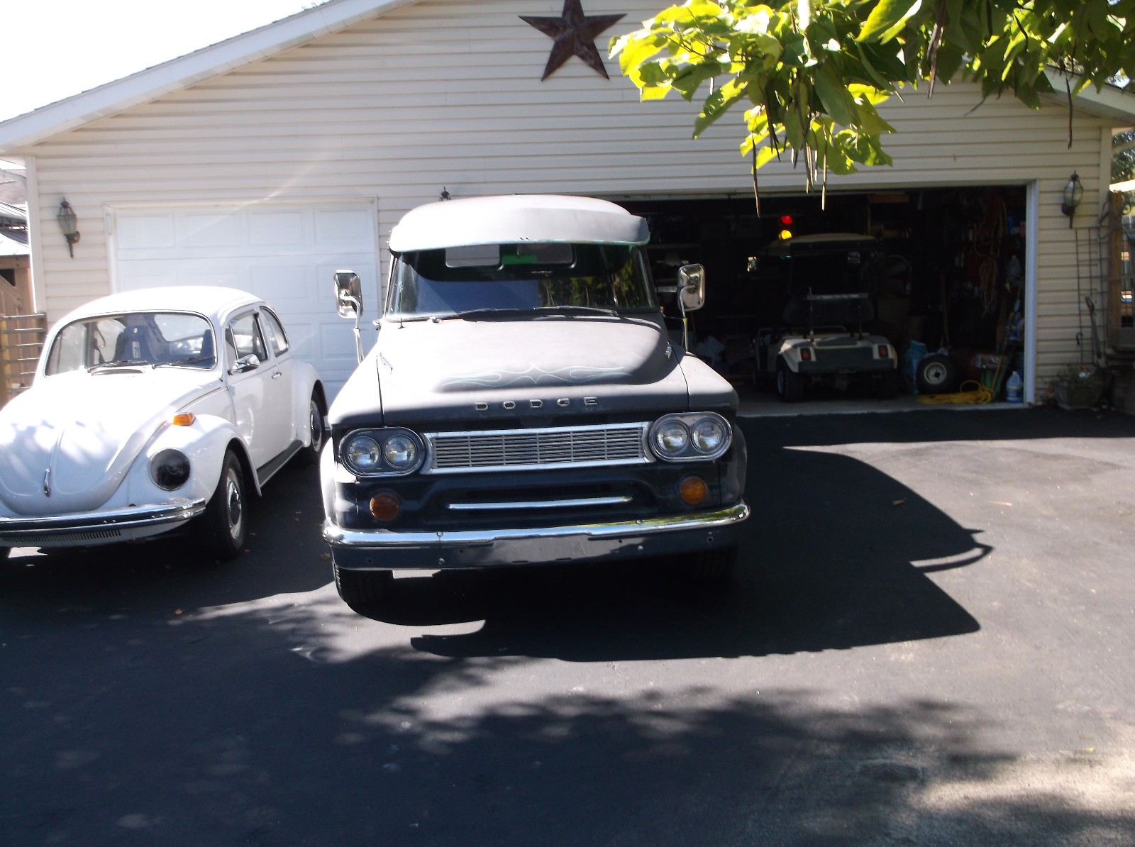 Dodge-Other-Pickups-1964-Wagon-1