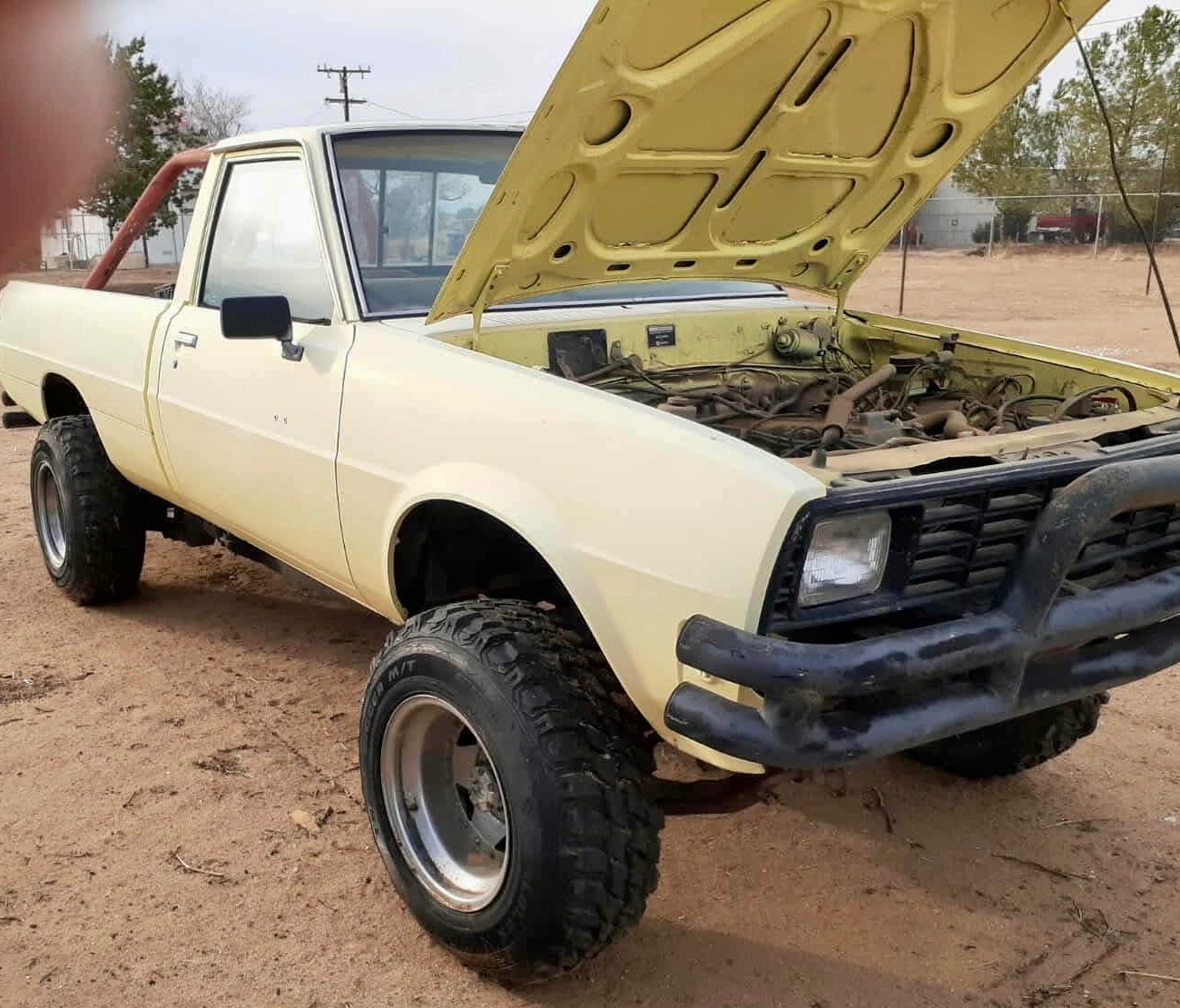 Dodge-Other-Pickups-1982-Standard-Cab-Pickup-1