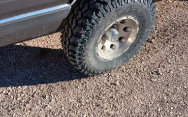 Dodge-Other-Pickups-1989-generation-1-2