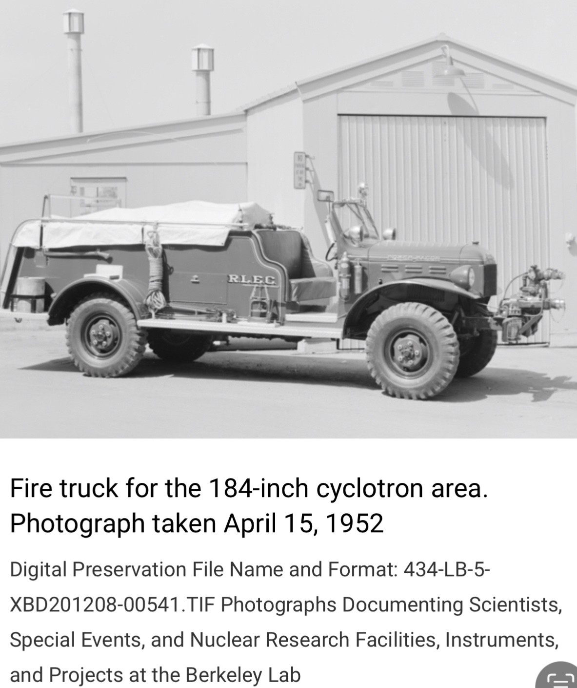 Dodge-Power-Wagon-1950-Convertible-20