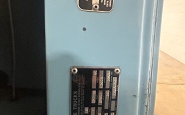 Dodge-Power-Wagon-1966-pickup-11