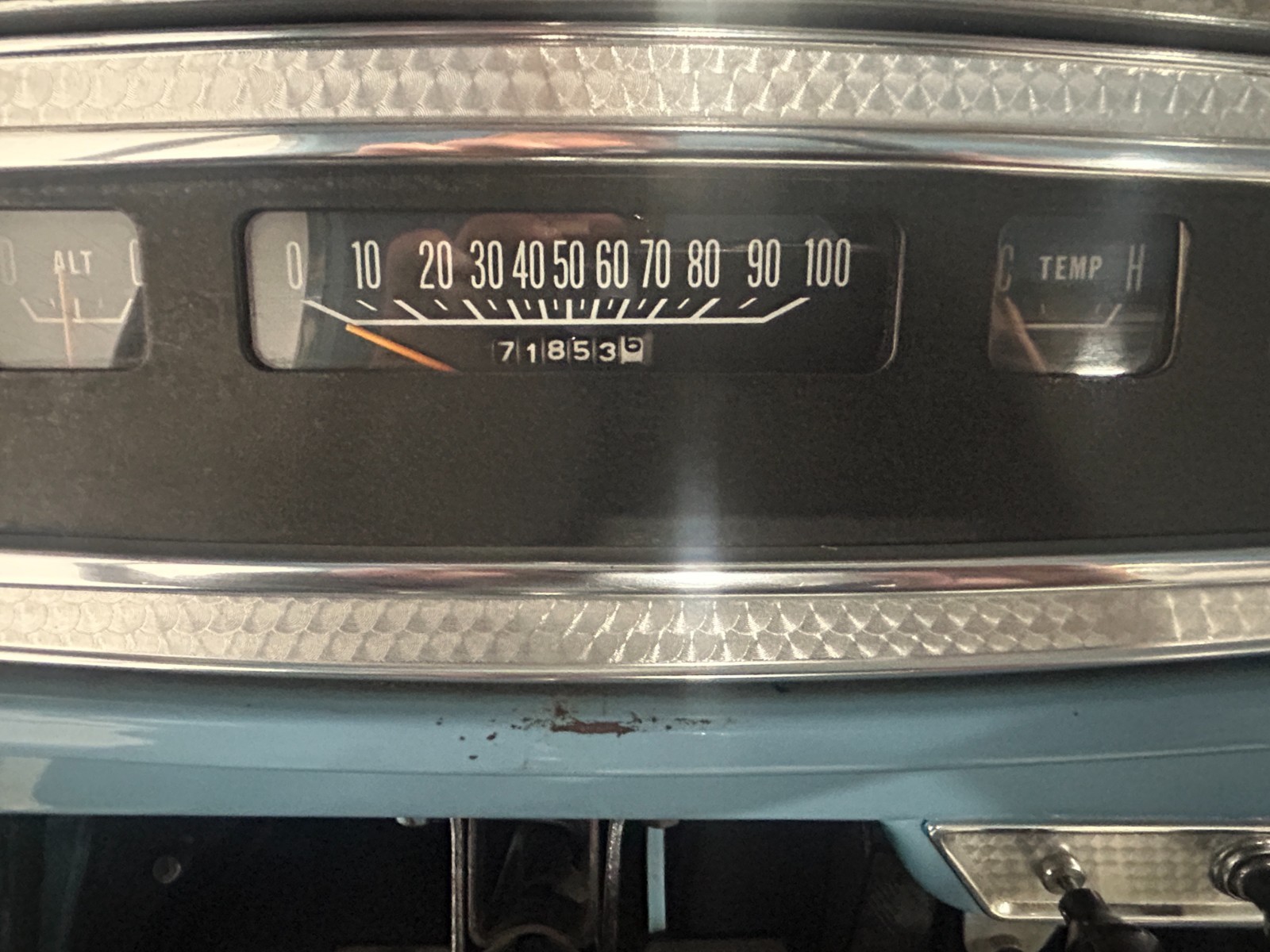 Dodge-Power-Wagon-1966-pickup-9