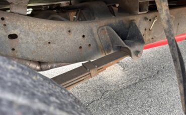 Dodge-Ram-1500-1986-Pickup-Truck-12