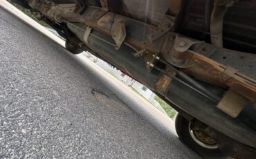 Dodge-Ram-1500-1986-Pickup-Truck-13