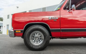 Dodge-Ram-1500-1987-10