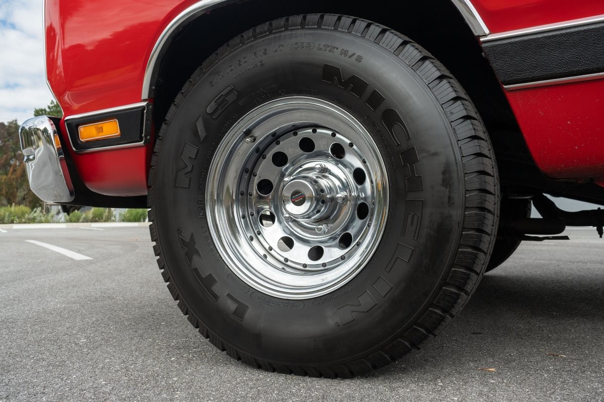 Dodge-Ram-1500-1987-11