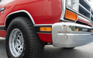 Dodge-Ram-1500-1987-32