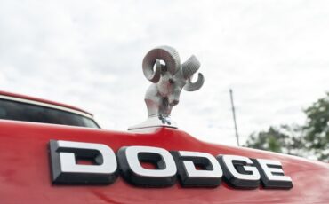 Dodge-Ram-1500-1987-37