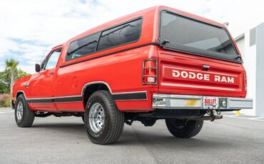 Dodge-Ram-1500-1987-6