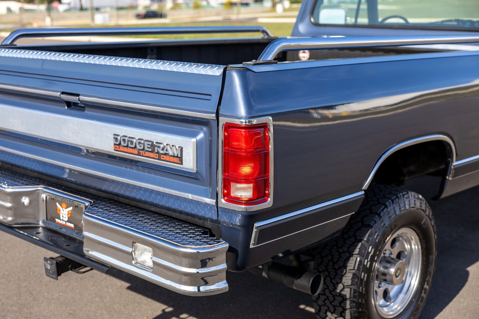 Dodge-Ram-1500-1989-Pickup-Truck-19