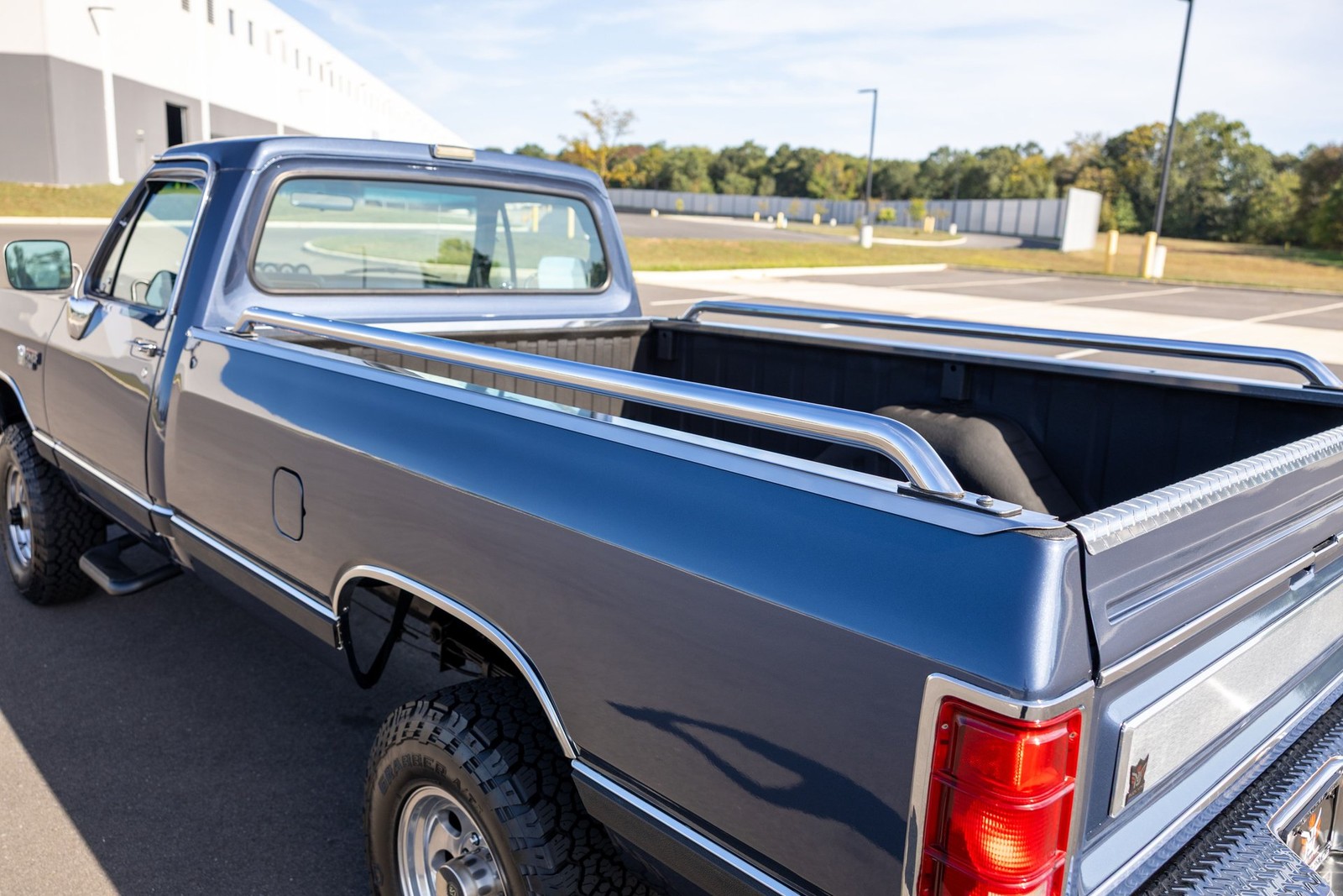 Dodge-Ram-1500-1989-Pickup-Truck-23