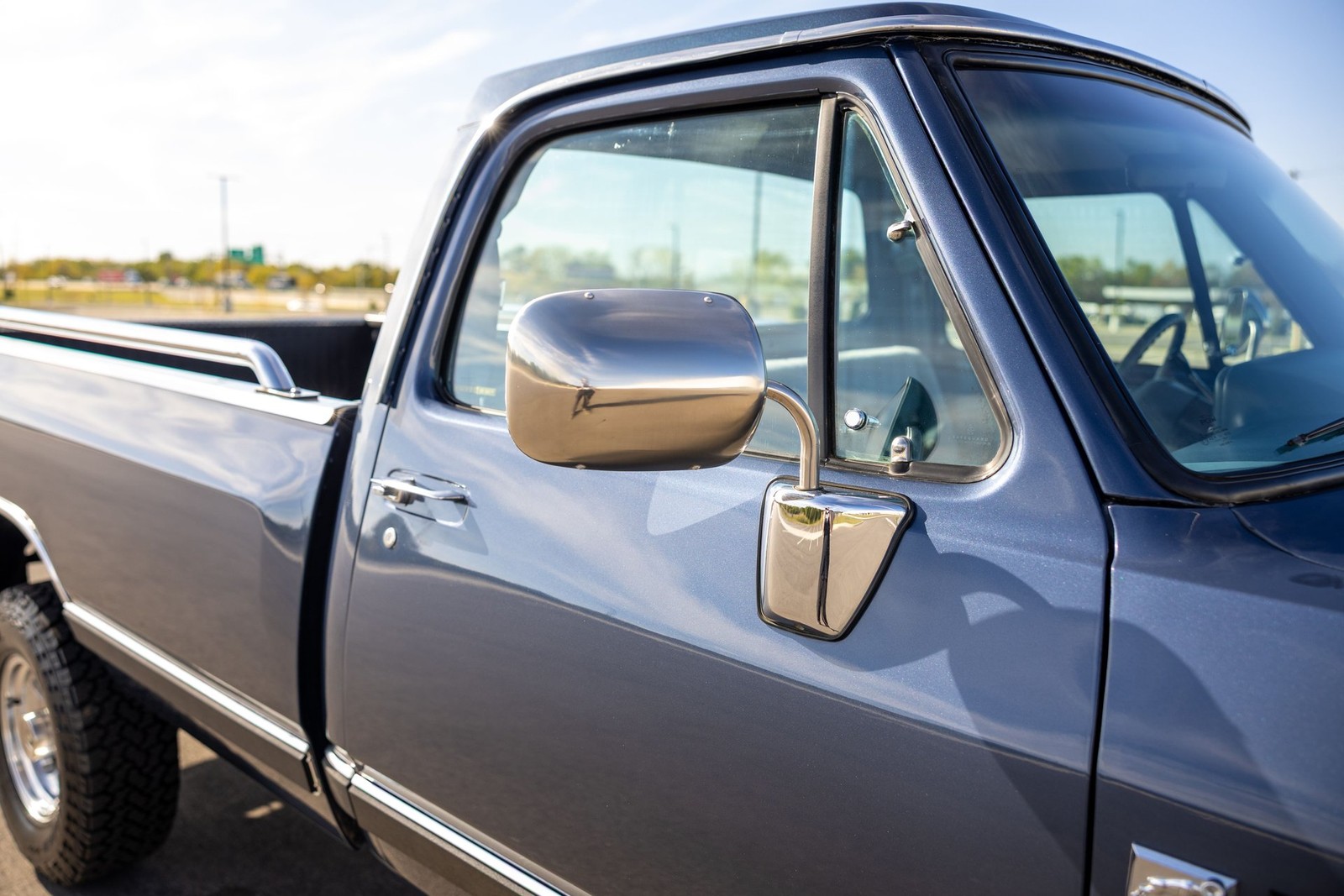 Dodge-Ram-1500-1989-Pickup-Truck-30