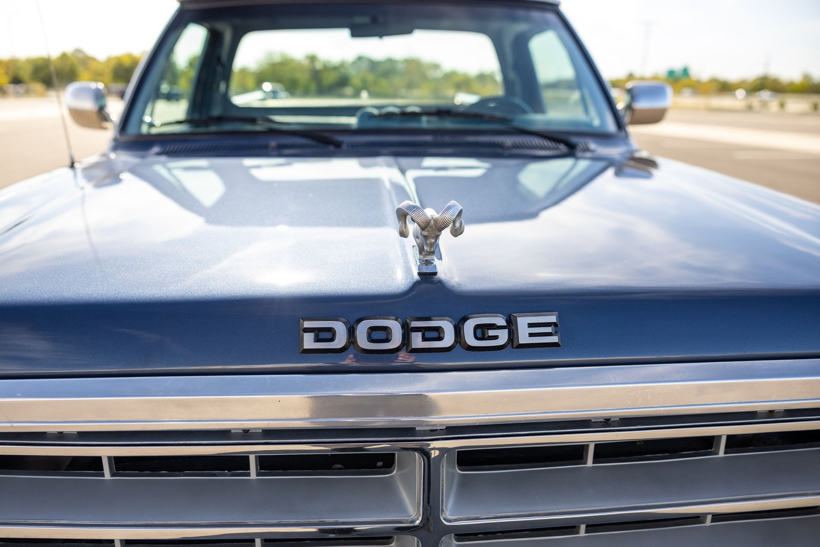Dodge-Ram-1500-1989-Pickup-Truck-33