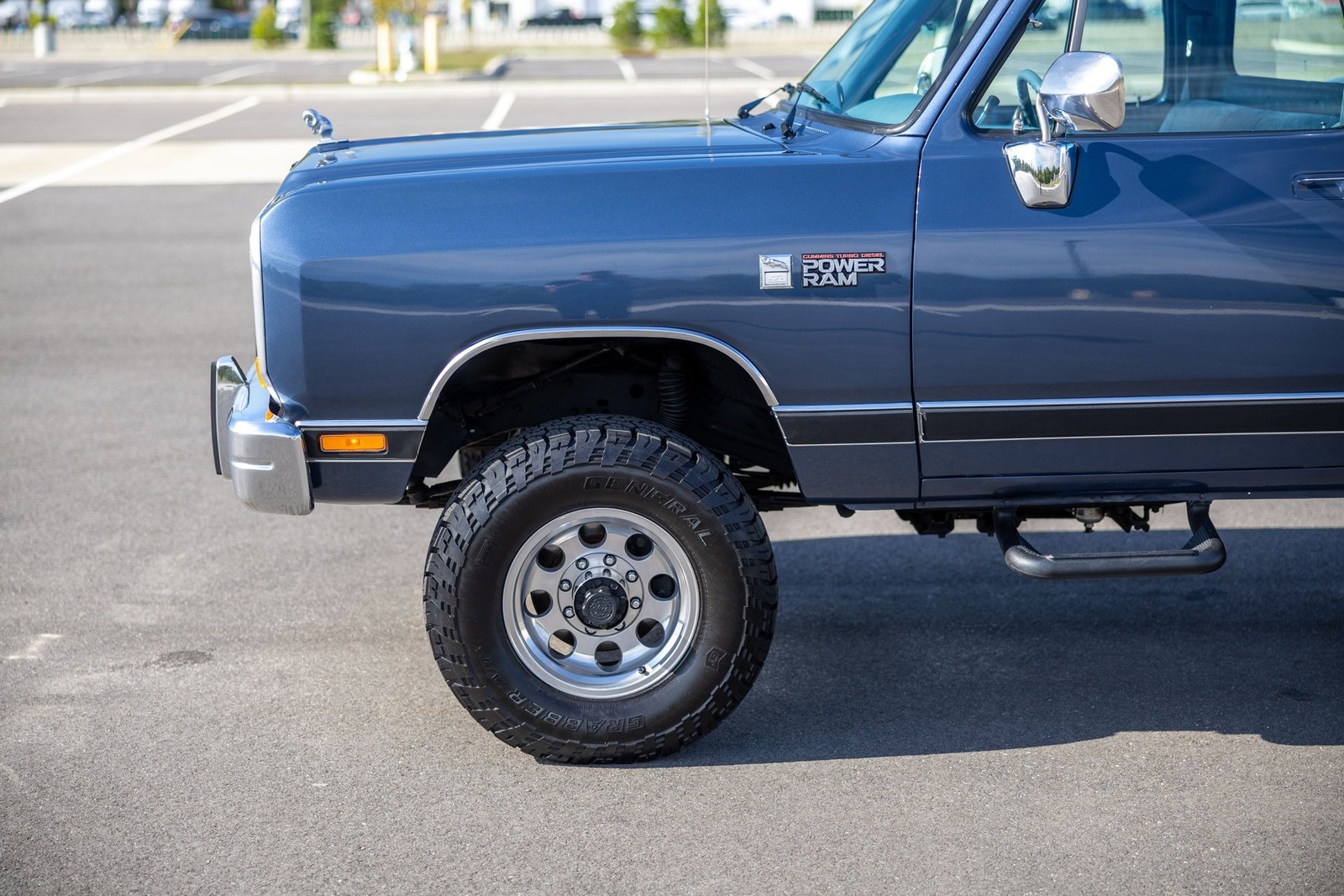 Dodge-Ram-1500-1989-Pickup-Truck-9